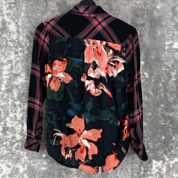 Guess Womens Size XS Plaid Floral Button Shirt Pink Black Long Sleeve Button - Picture 5 of 9